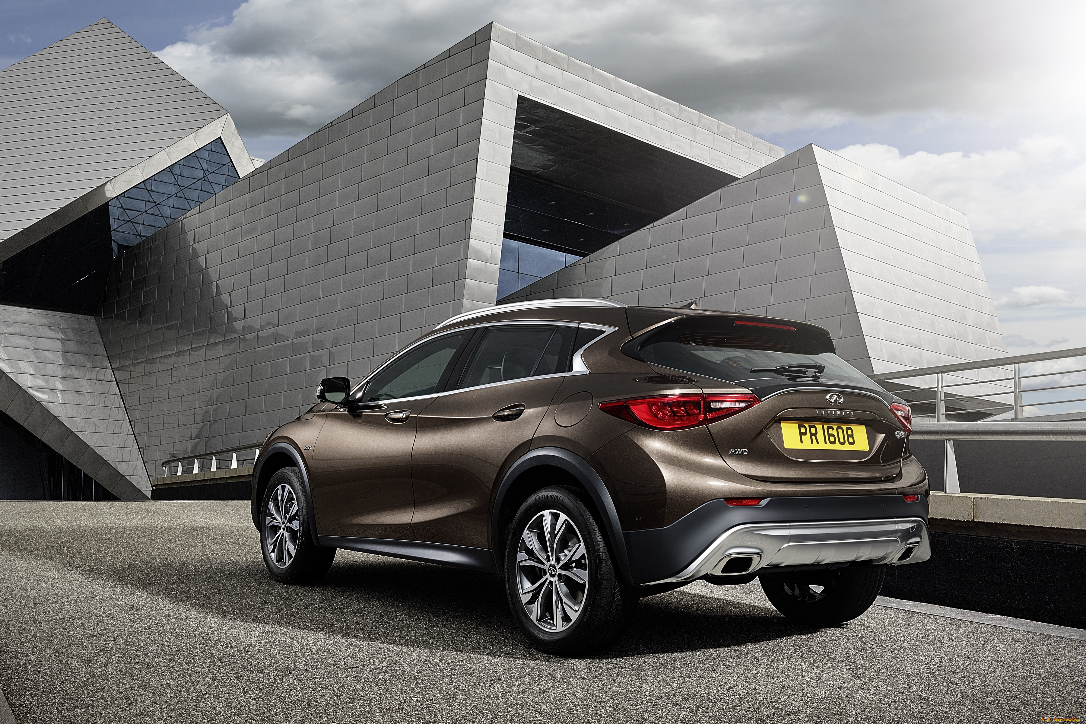 Infiniti qx30. Инфинити паркетник qx30. Infiniti qx30 2015. Infiniti qx30 2016. Инфинити кроссовер qx30 2015.